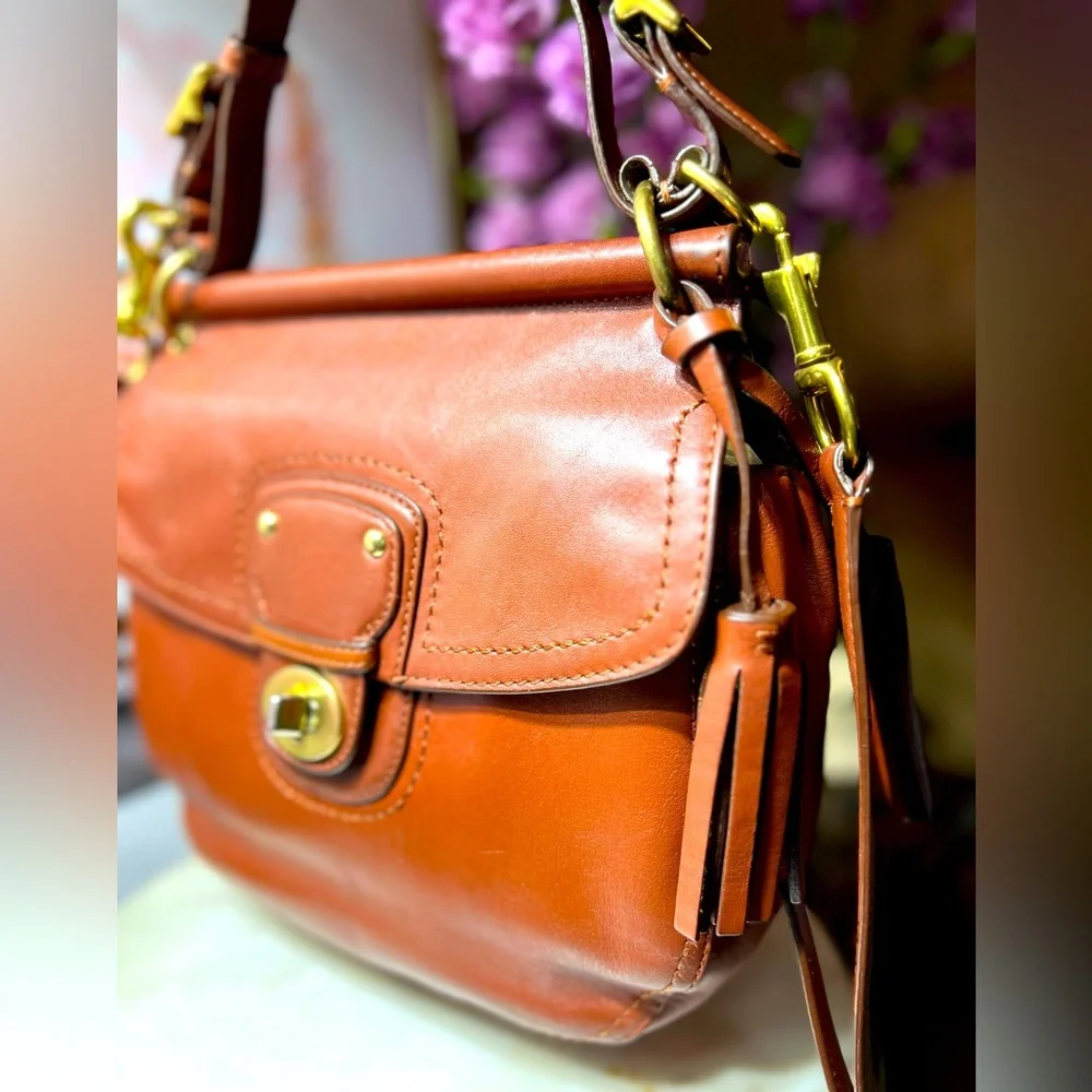 COACH Legacy Willis pre loved vintage 
Brown Leather